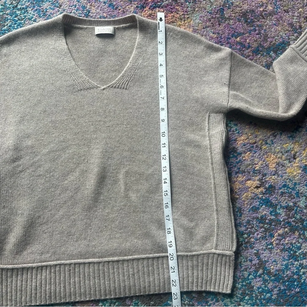 💕Kinross Cashmere Sweater💕 - Picture 8 of 11